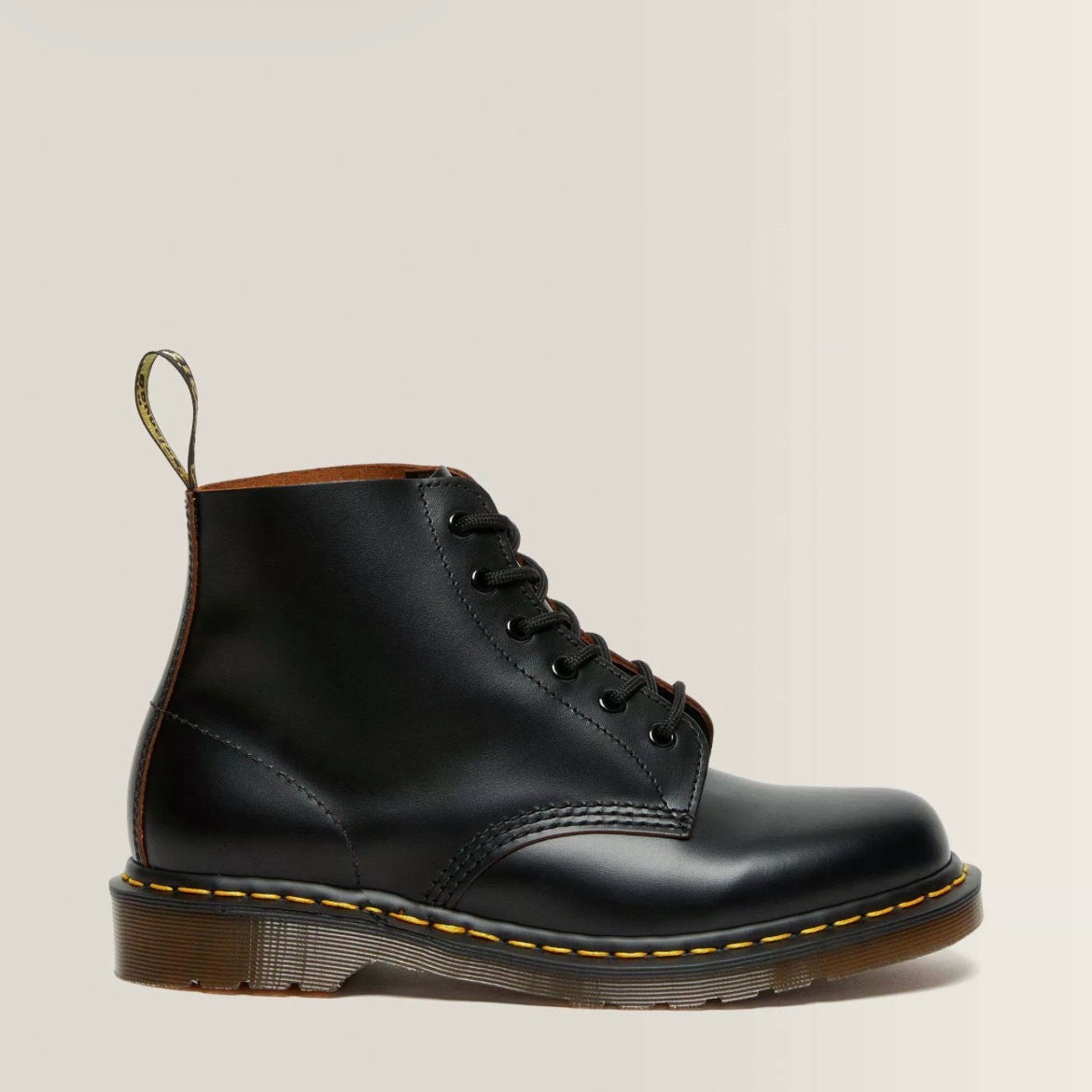 DR.MARTENS
