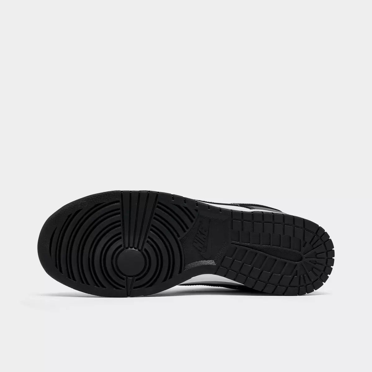 Nike Dunk Low "Panda"