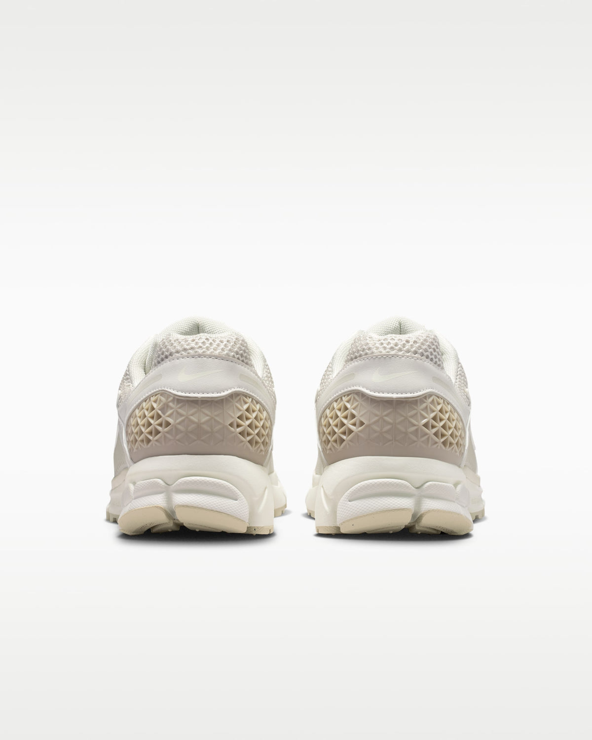 Nike Zoom Vomero 5 "Sail/Cream"