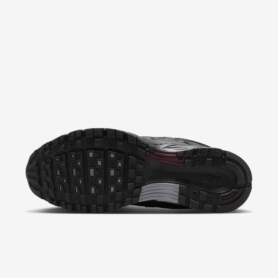 Nike P-6000 - Noir/Bordeaux