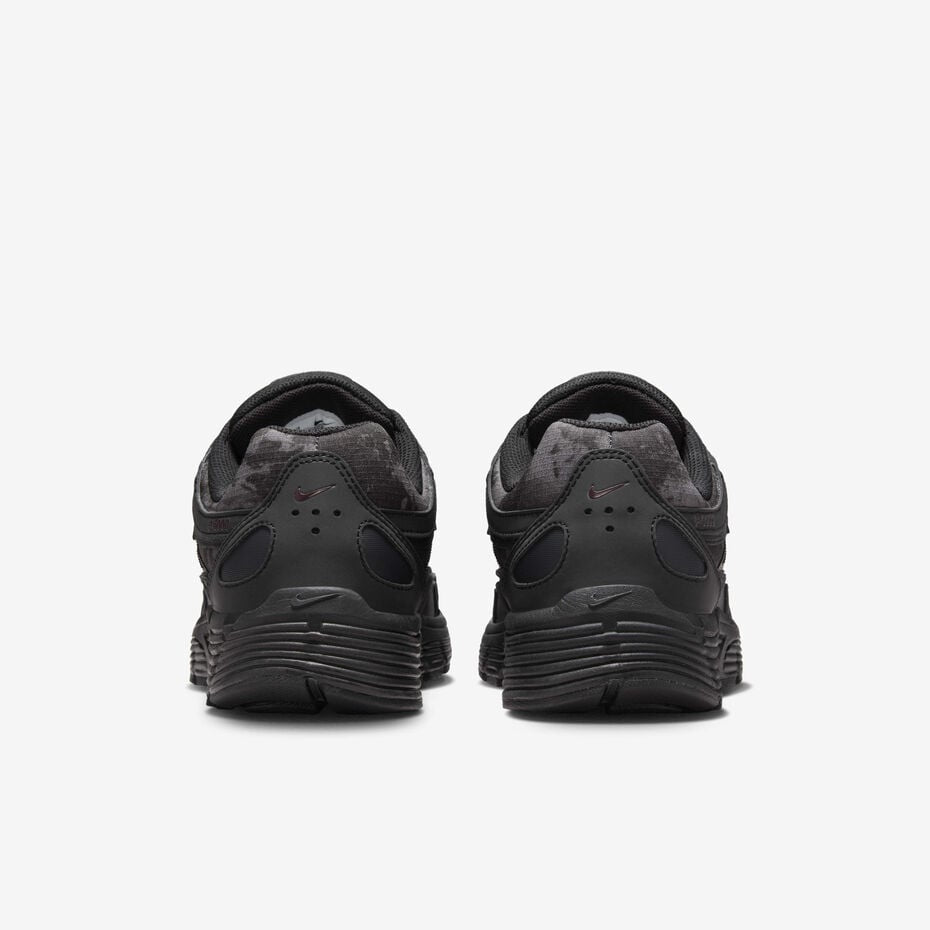 Nike P-6000 - Noir/Bordeaux