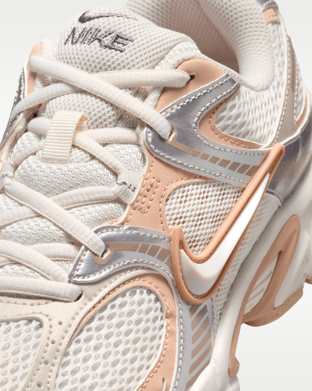 Nike V5 RNR - Style Y2K