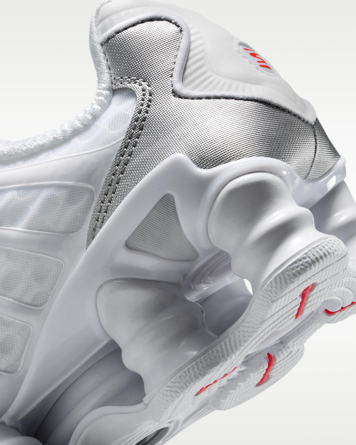Nike Shox TL "Blanc / Metallic Silver"