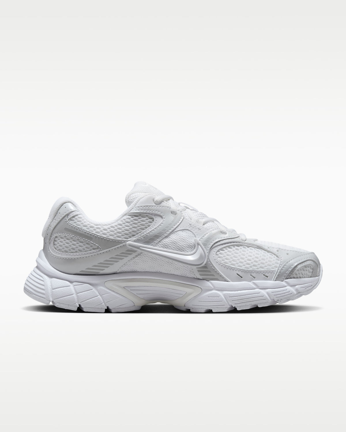 Nike V5 RNR - White & Metallic Silver