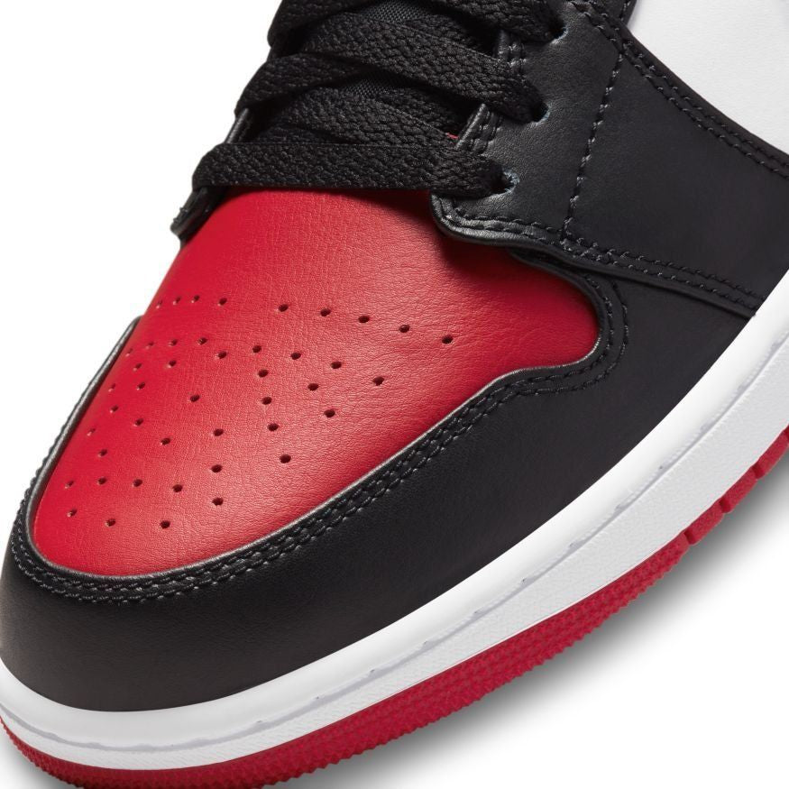 Air Jordan 1 Low Bred Toe