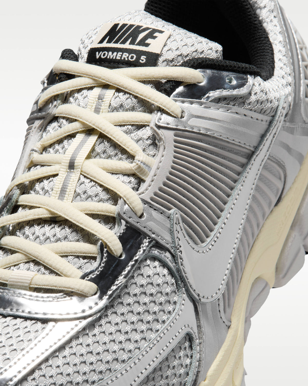 Nike Zoom Vomero 5 - Argent/Crème