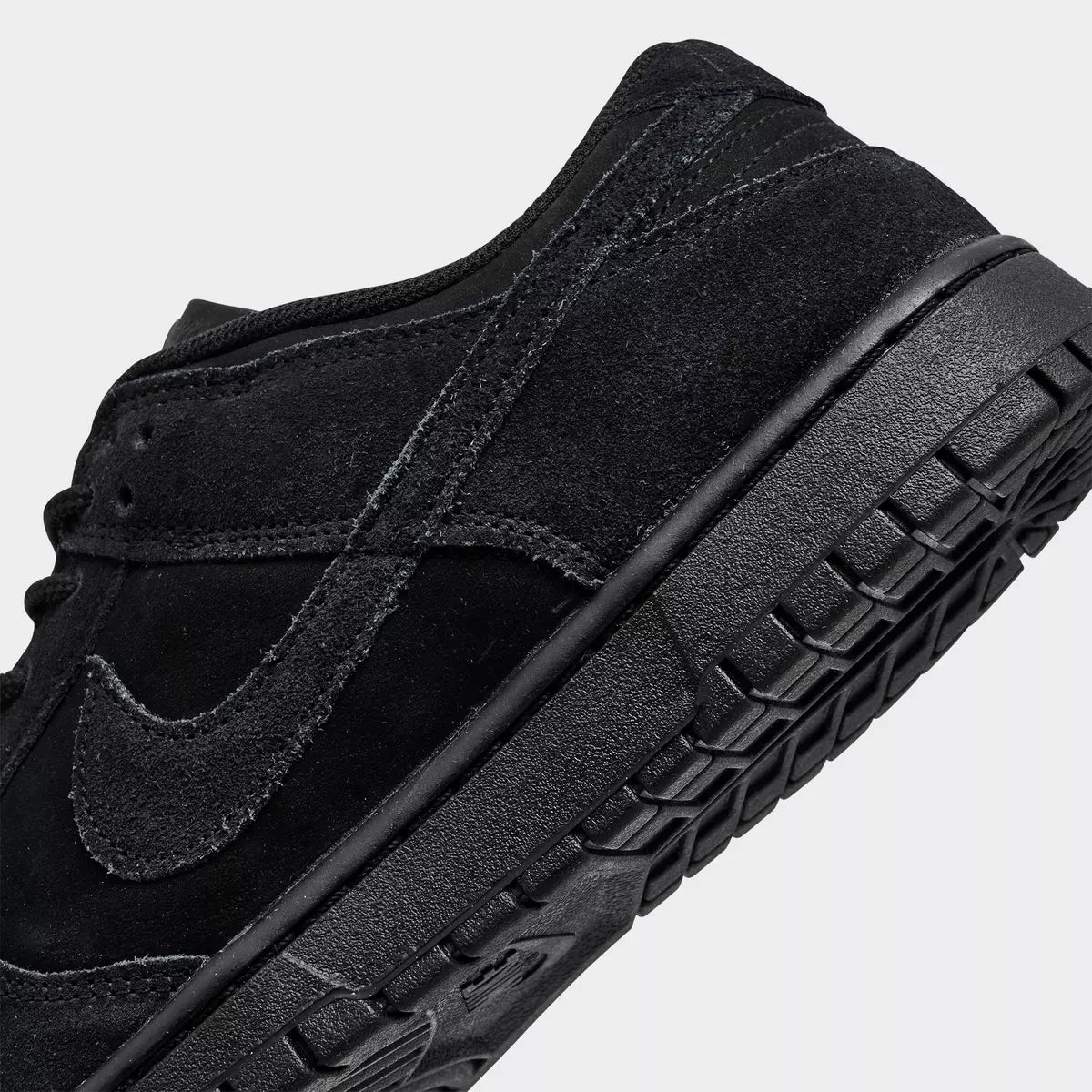 Nike Dunk Low Retro SE "Noir"