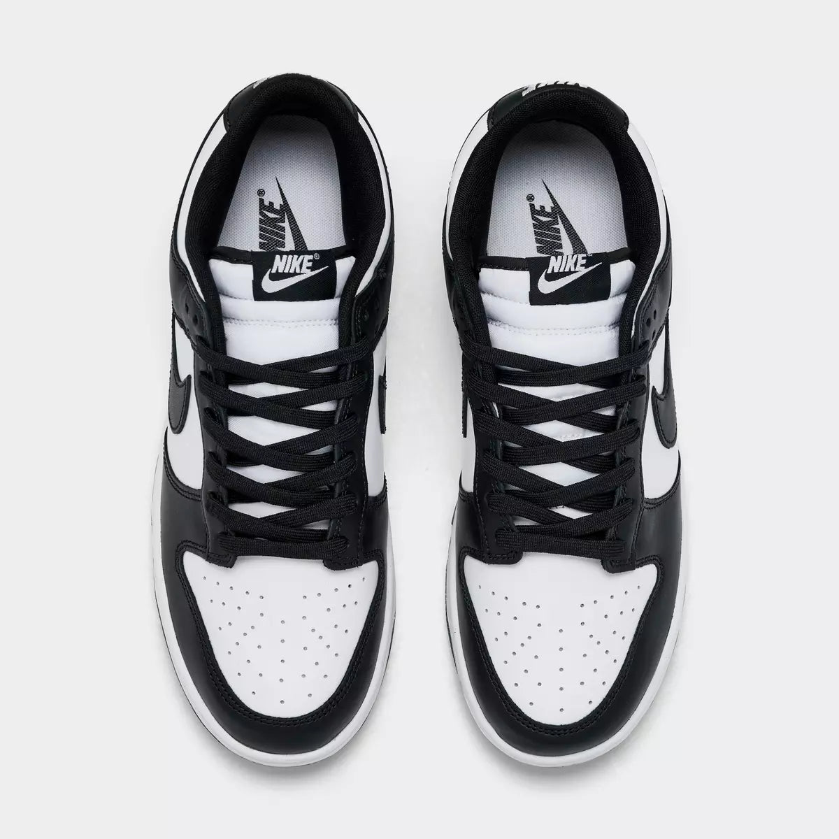 Nike Dunk Low "Panda"