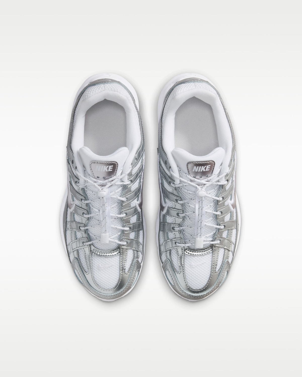 Nike P-6000 - Blanc/Argent Métallisé