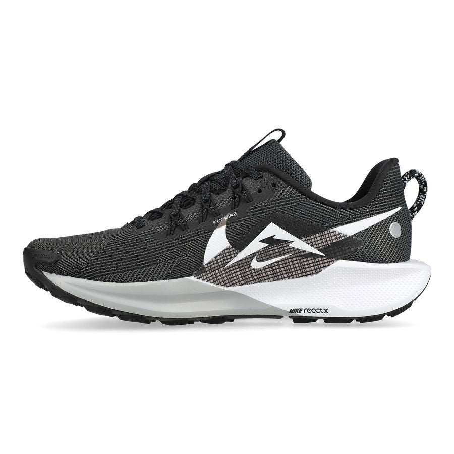 Nike Pegasus Trail 5 Noir/Blanc/Gris
