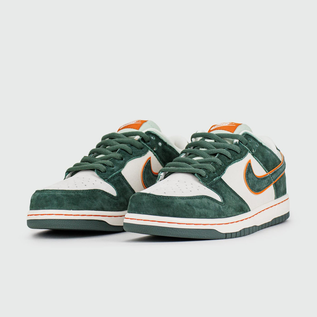 Nike SB Dunk Low "Vert Foncé/Orange"