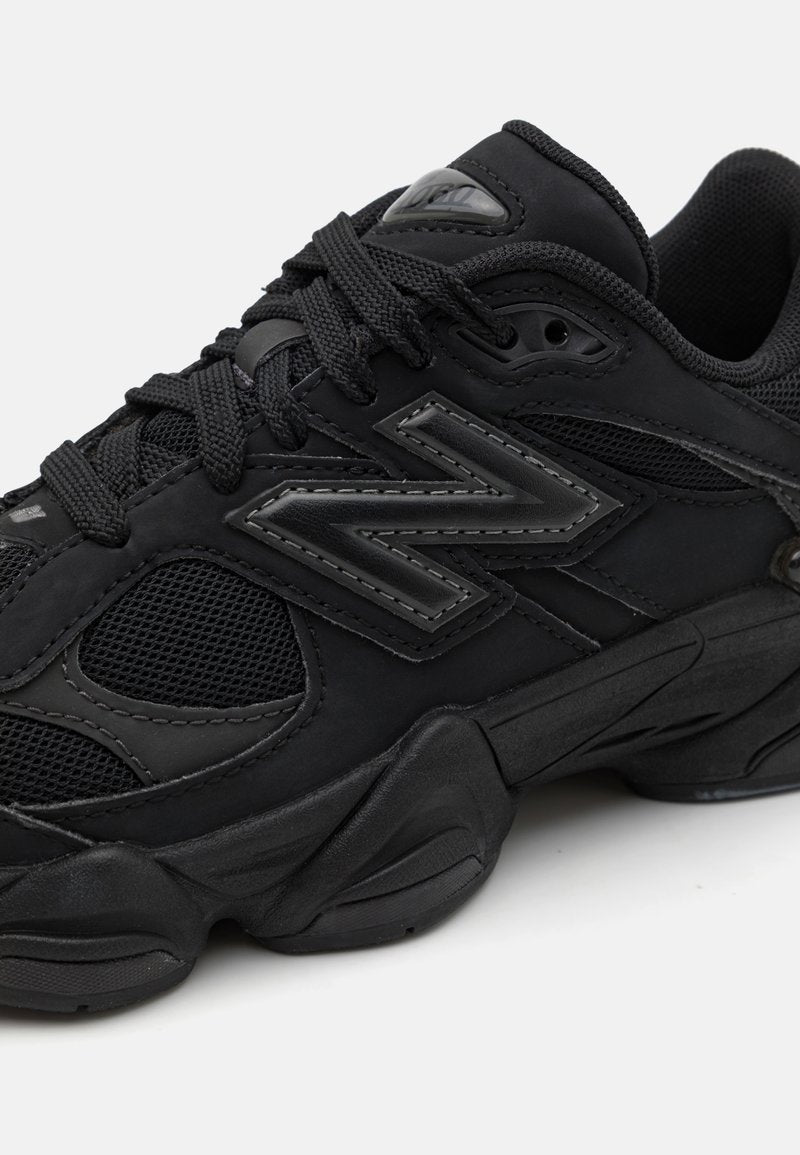 New Balance 9060 - Noir